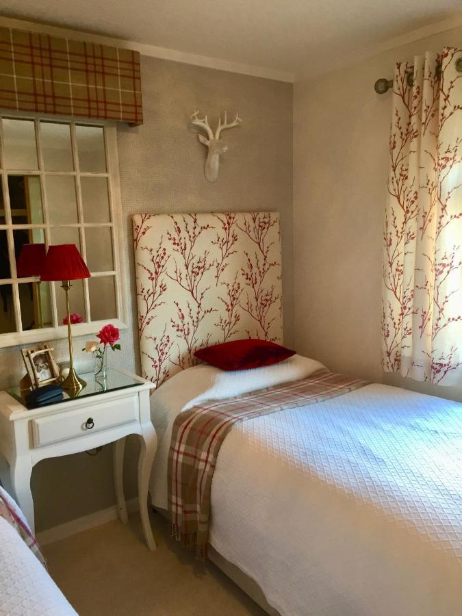 Otter Lodge Охтерардър Екстериор снимка